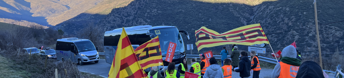 Hotels i cafeteries de les estacions de Port Ainé i Espot es manifesten per reclamar millores laborals