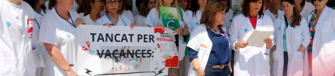 Treballadors de l'Arnau de Vilanova de Lleida es concentren contra les retallades anunciades per l'estiu