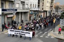 Prop de 300 veïns protesten a la Bordeta contra els okupes incívics