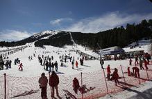 L’estació de Port del Comte arranca amb més d’un miler d’esquiadors