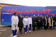 Un bus medicalitzat recorre Lleida per prevenir cardiopaties i fallades renals