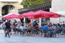 ⏯️ Salut proposa reduir de deu a sis el nombre màxim de persones en reunions socials