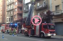 ⏯️ Es desprèn part d'una façana al carrer Príncep de Viana de Lleida