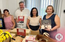 Els Alamús reparteix llibres a tots els infants de l'escola Arrels per segon any consecutiu