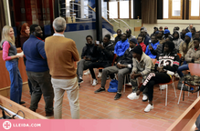 ⏯️ El 60% dels 61 immigrants senegalesos arribats a Guissona estan indocumentats i l'Ajuntament admet estar "tensionats"