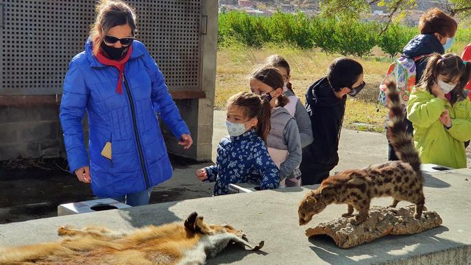 Infants de la Granja d'Escarp descobreixen el medi a l'aiguabarreig