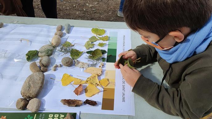 Infants de la Granja d'Escarp descobreixen el medi a l'aiguabarreig