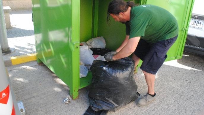 Mollerussa, líder en el reciclatge de roba usada a través d’Humana