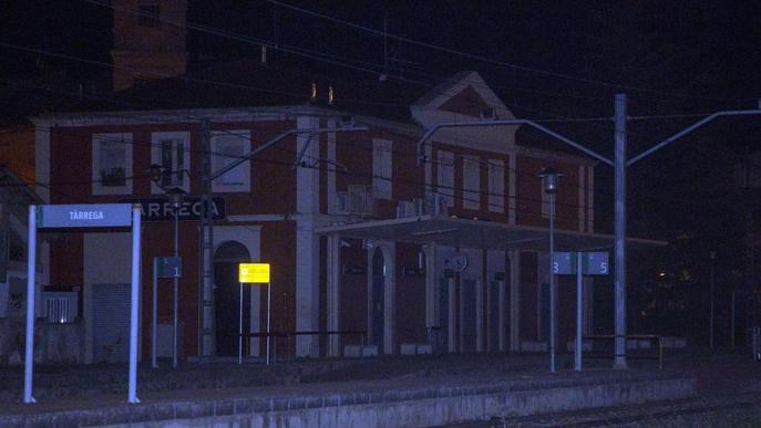 L'estació de tren a Tàrrega, tres dies sense llum