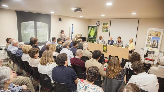 Presenten el llibre del centenari de la cooperativa de Vallbona de les Monges