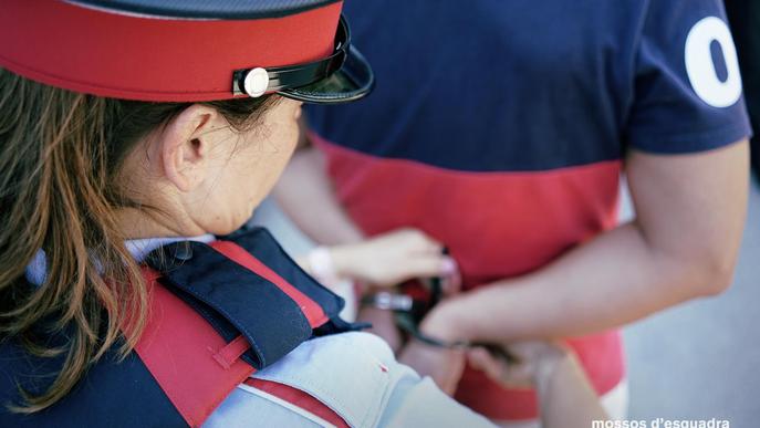 Detingut per un robatori amb força a l'interior d’un magatzem agrícola del Segrià