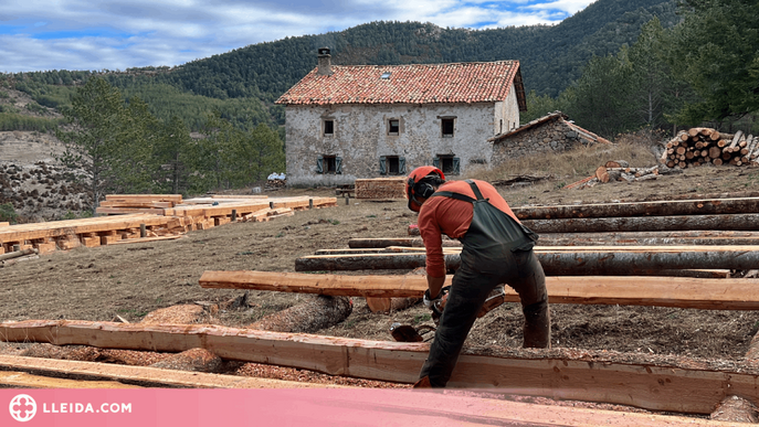 ⏯️ Aposten per l'ús de fusta de quilòmetre zero per reformar el Refugi de Cuberes i, alhora, gestionar el bosc de l'entorn