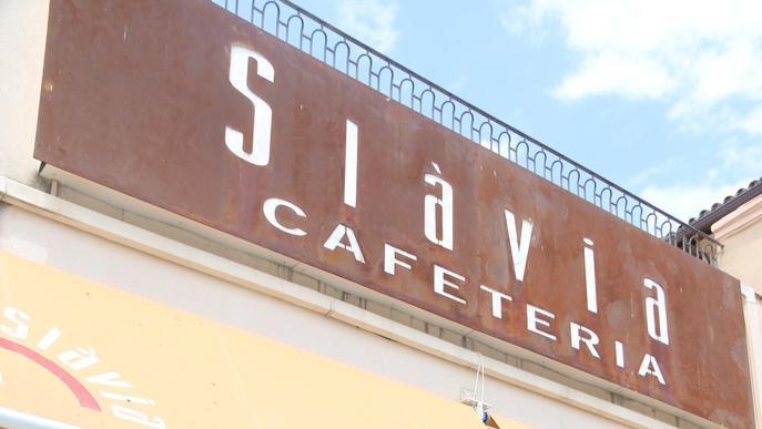 Cafeteria Slàvia, referent enmig de la terra de l'oli