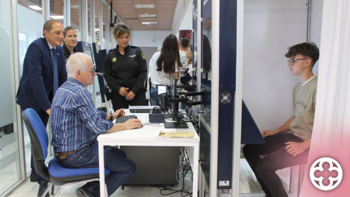 La Policia Nacional de Lleida incorpora el servei de DNI Exprés