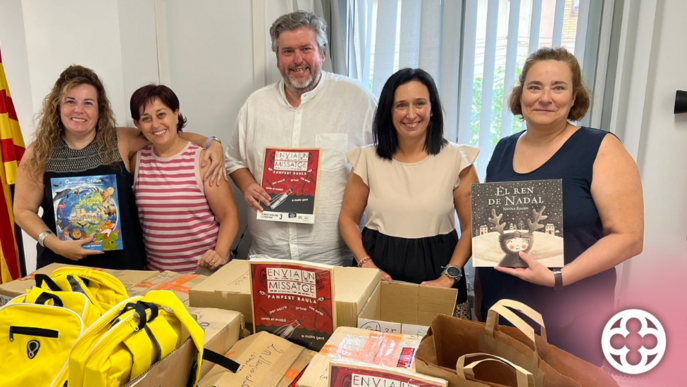 Els Alamús reparteix llibres a tots els infants de l'escola Arrels per segon any consecutiu